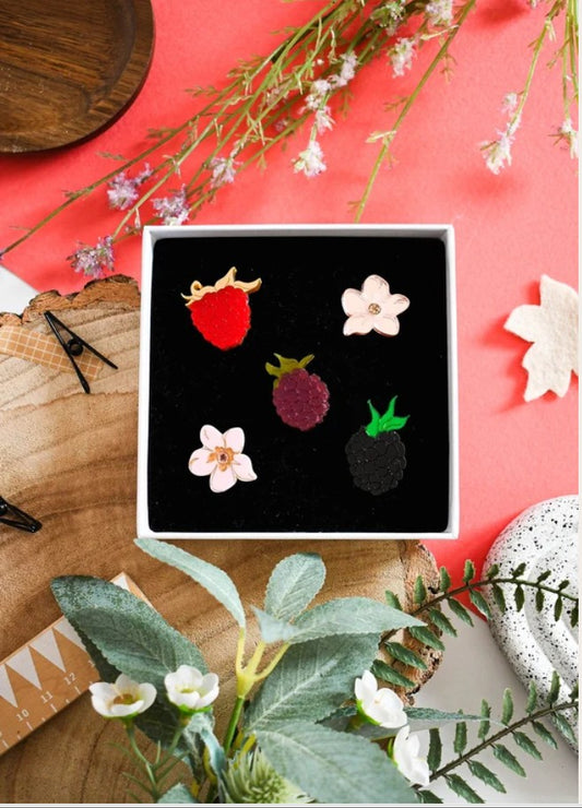 Blackberry Pin