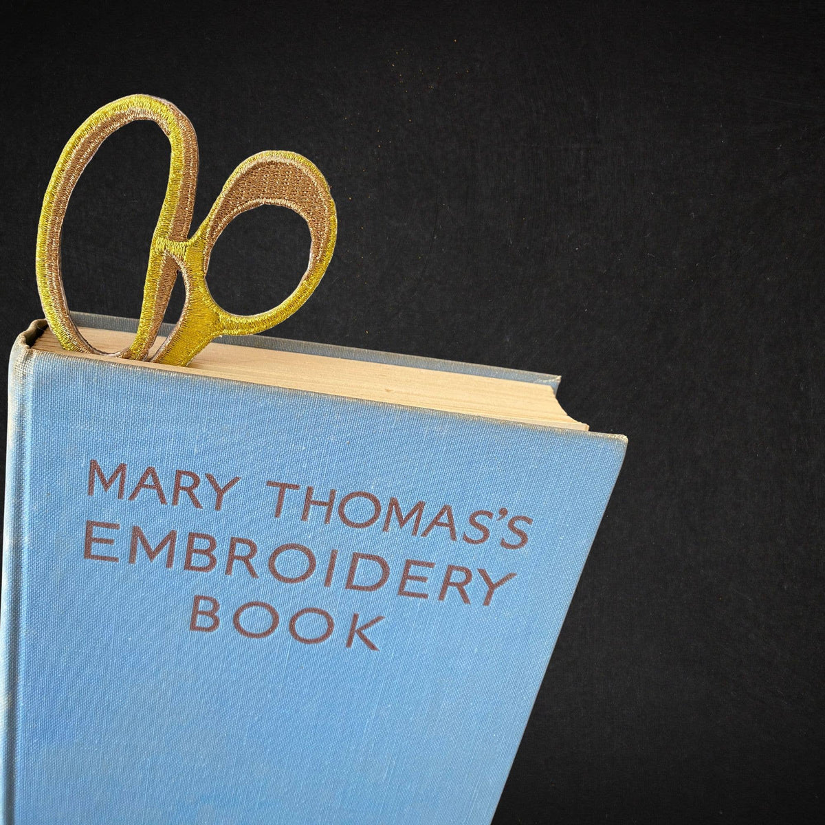 Dressmaker Scissors | Embroidered Fabric Bookmark