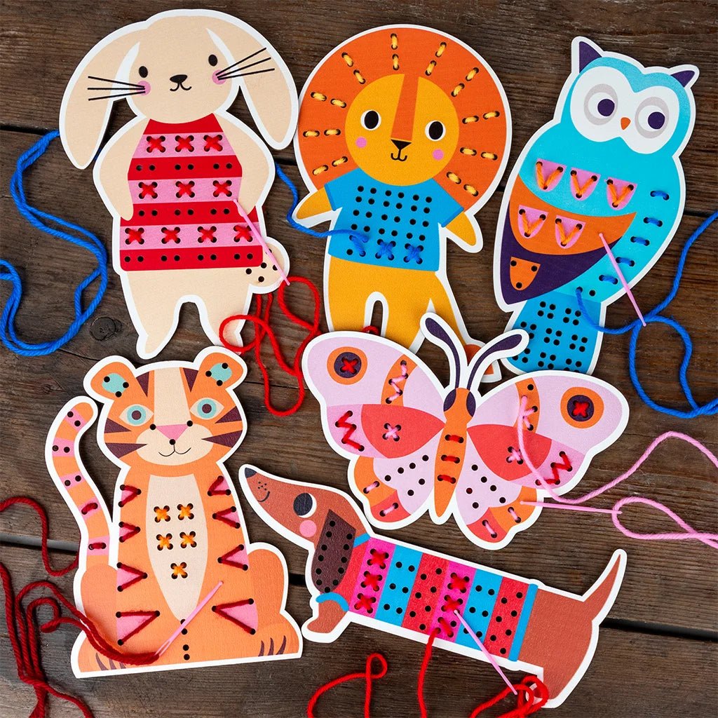 Learn to sew wooden hand-stitch set - Lion