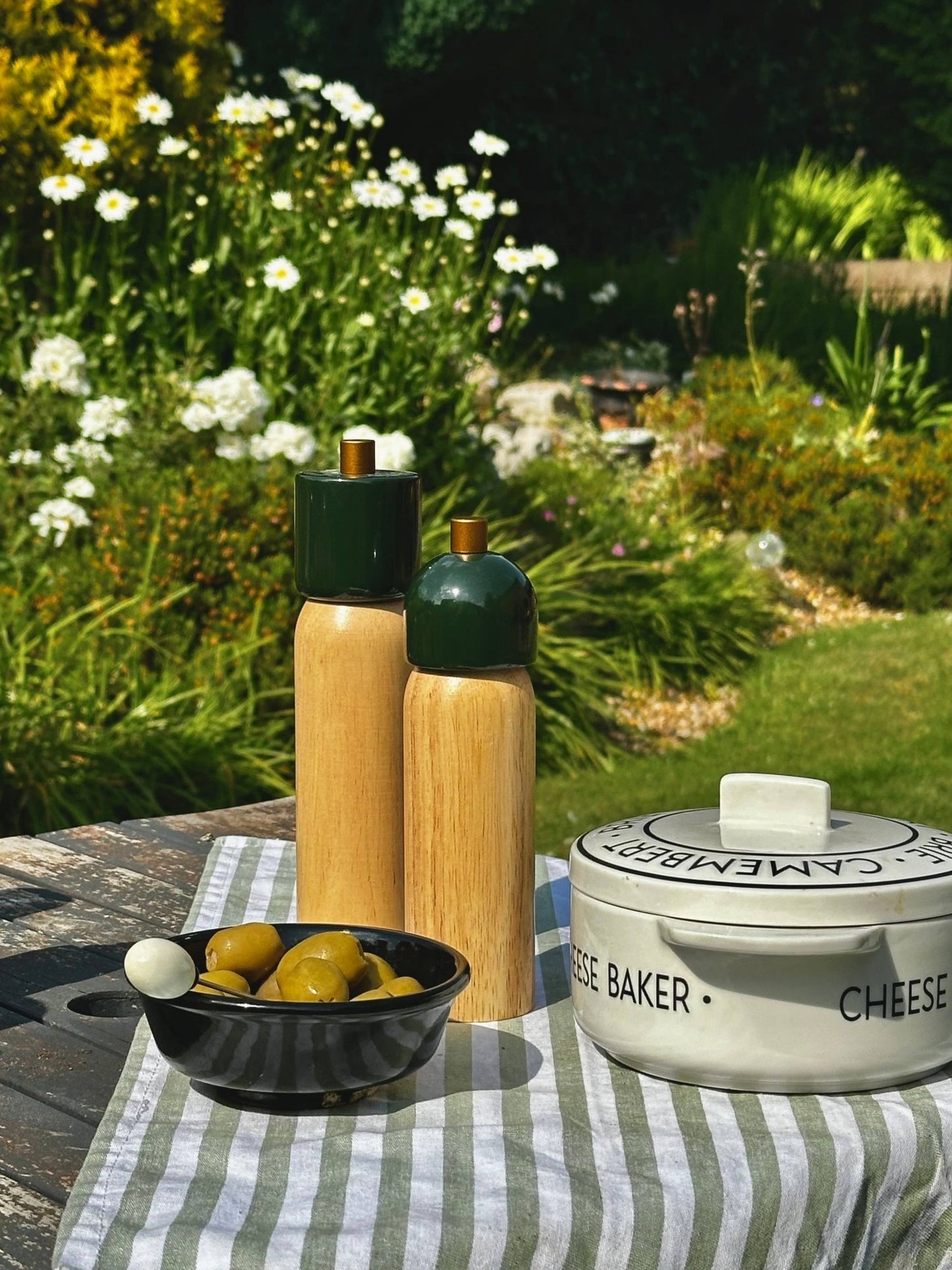 Salt & Pepper Grinder - Green & Gold